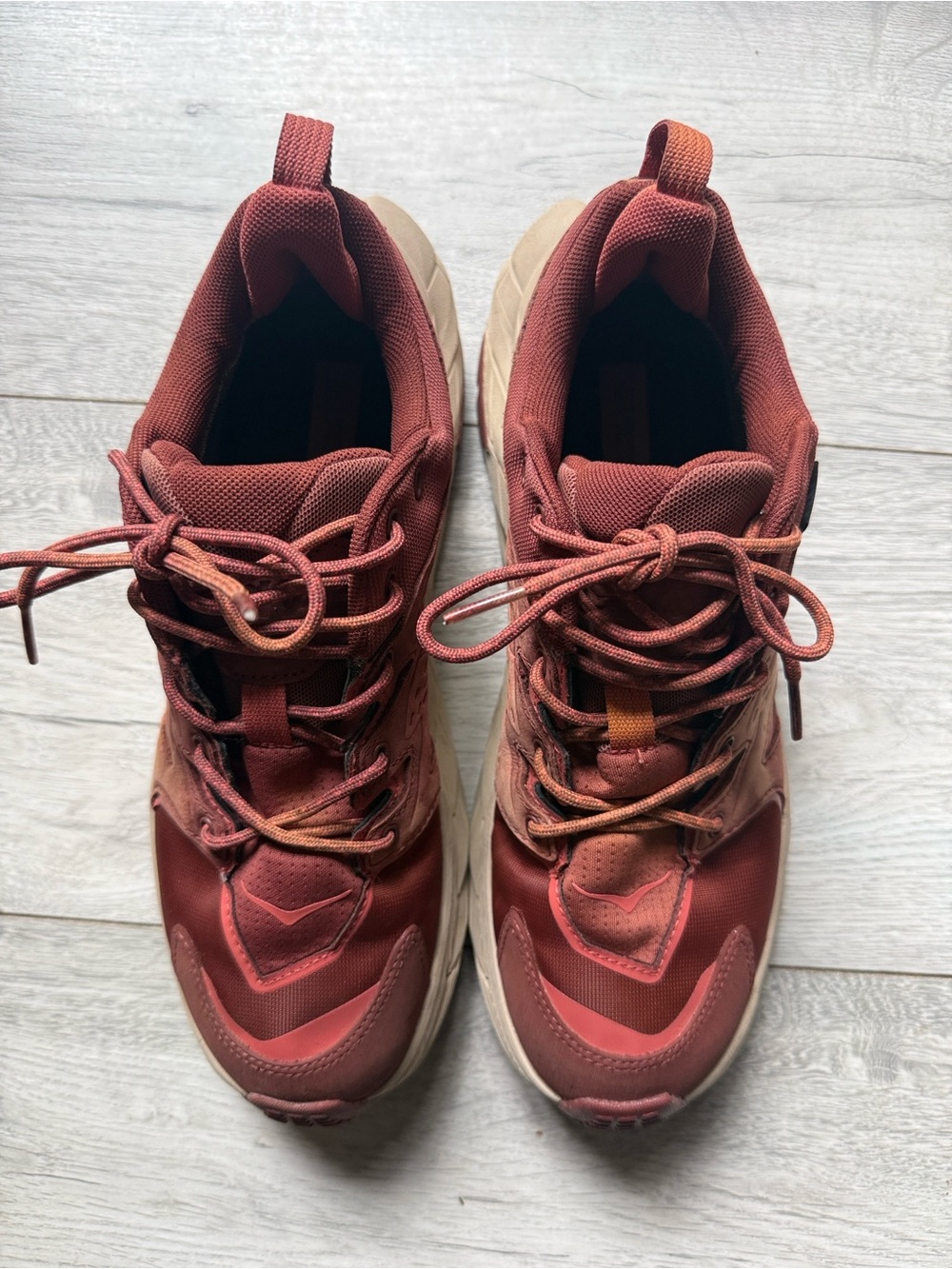 Hoka One Womens BrownCherry Mahogany Anacapa Low Hicking Running Shoes Size 8.5B
